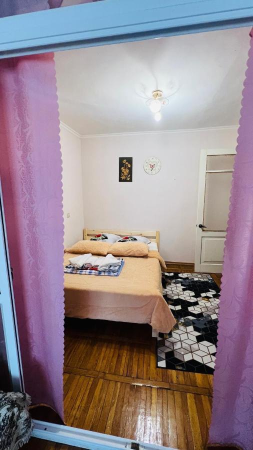Апартаменты Квартира под сдачу Гагра Экстерьер фото